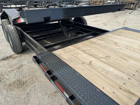 New 2026 East Texas Trailers 102"x20' BumperPull Driveover Fender Black Tilt Trailer