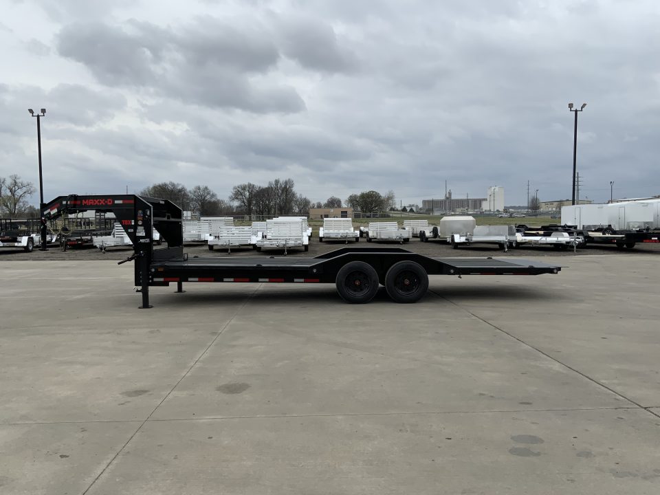 New 2026 MAXX-D 102 X 24 T8X Gooseneck Tilt Trailer