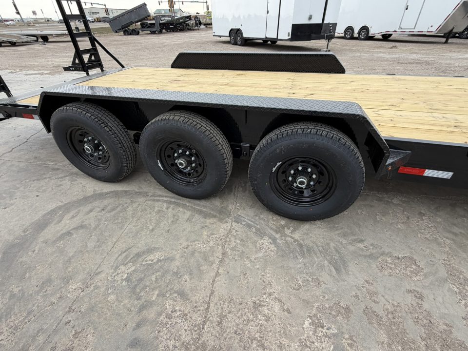 New 2026 Delco Trailers 24' HD Equipment Trailer