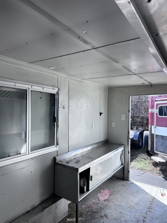 Used 2021 Other FUD TRAILER TRAILER Cargo / Enclosed Trailer