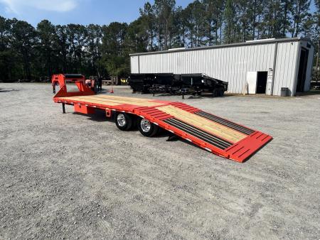 New 2026 Diamond C FMAX210 Hydraulic Dovetail 32ft (20ft Deck+12ftDovetail)