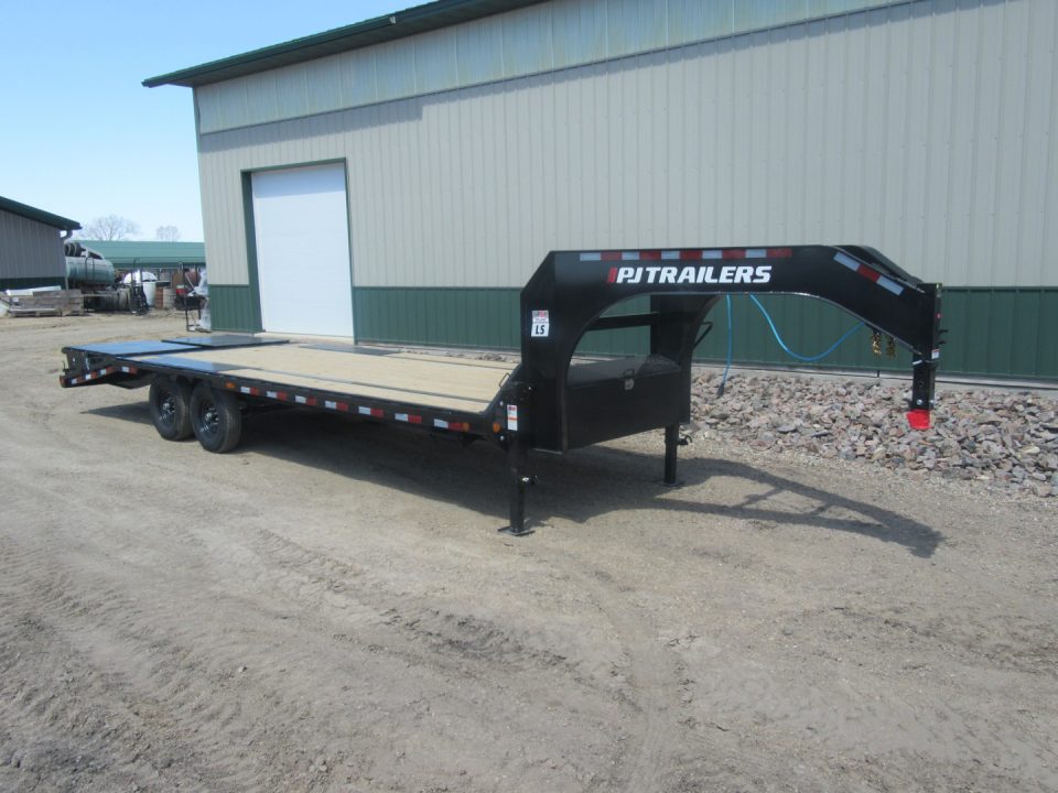 New 2026 28' 14k PJ Low Pro Gooseneck Flatbed Trailer