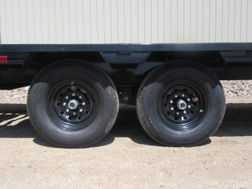New 2026 28' 14k PJ Low Pro Gooseneck Flatbed Trailer