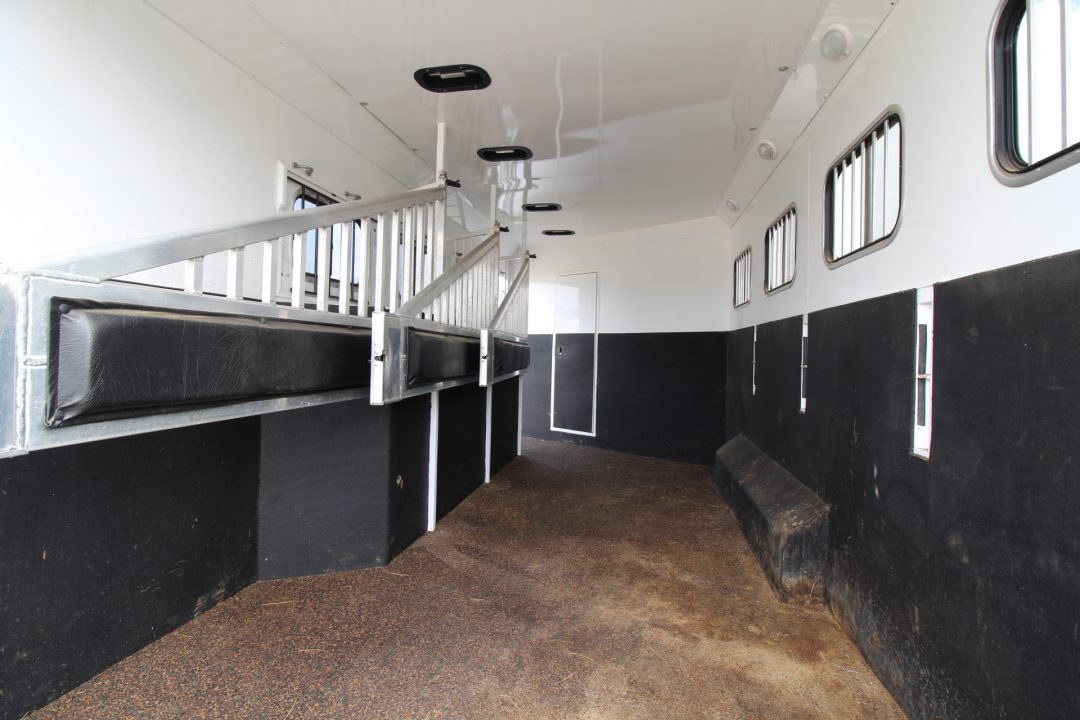 Used 2016 Trails West Sierra 13x13 LQ - 8' Wide - 4 Horse Trailer - Side Tack - Cameras - Hayrack
