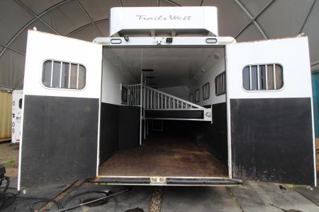 Used 2016 Trails West Sierra 13x13 LQ - 8' Wide - 4 Horse Trailer - Side Tack - Cameras - Hayrack