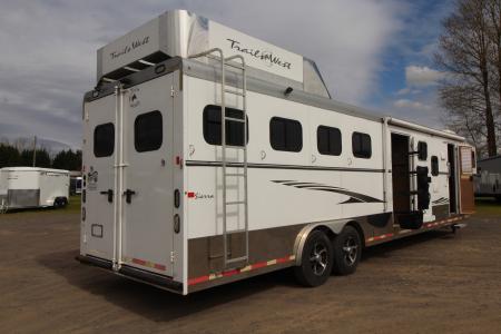 Used 2016 Trails West Sierra 13x13 LQ - 8' Wide - 4 Horse Trailer - Side Tack - Cameras - Hayrack