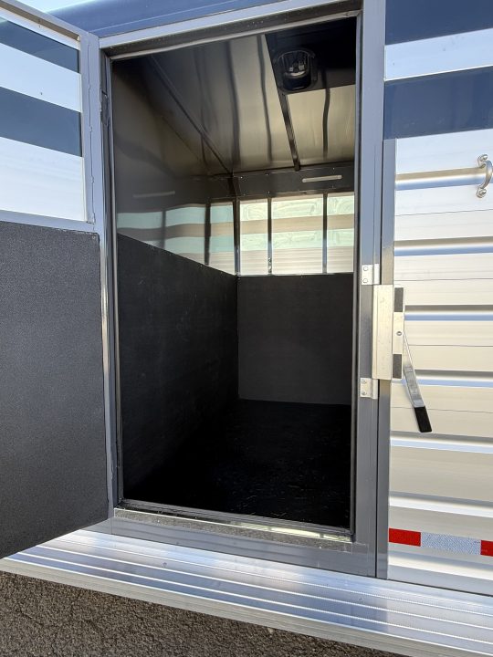 New 2026 Trails West Santa Fe 24' Straight Tack Package Gooseneck Horse Trailer