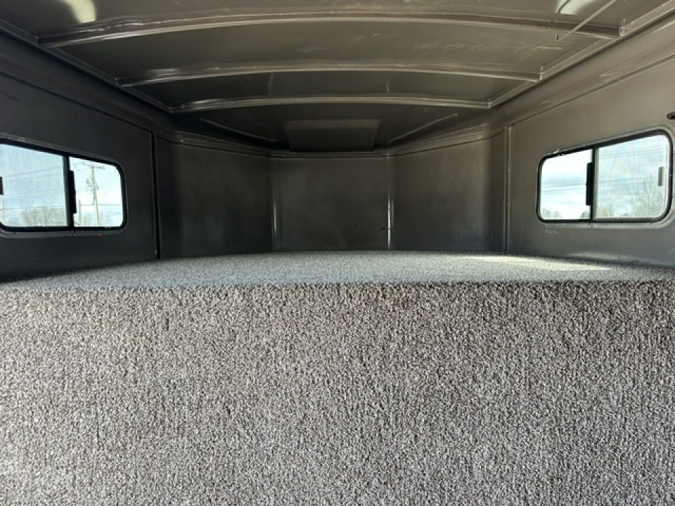 Consignment 2023 Titan 30' Combo