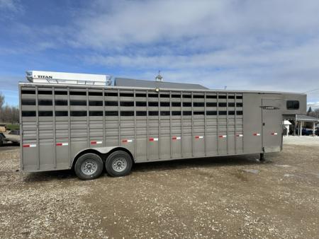 Consignment 2023 Titan 30' Combo