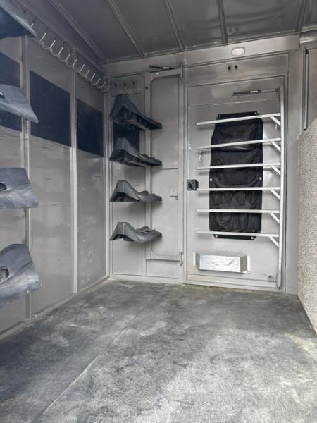 Consignment 2023 Titan 30' Combo