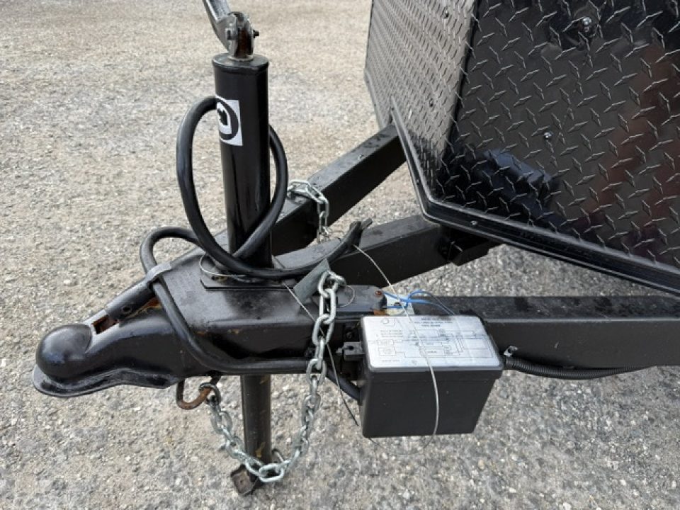 Used 2025 Trailer Source Manufacturing LLC 7x16 Enclosed Black Trailer – 7K GVWR, Brakes, Bar Locks, Blackout Cargo Trailer
