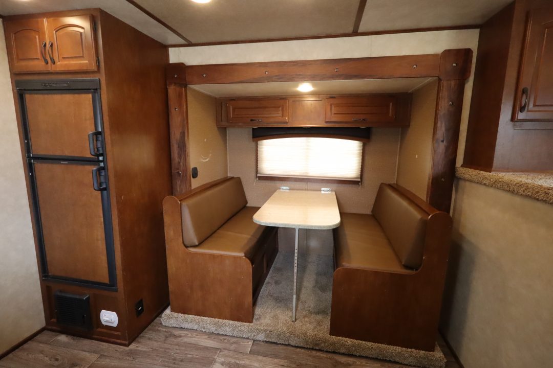 Used 2015 Bison Trailers 3 Horse LQ Slide-out Trailer