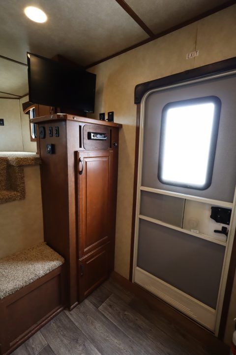 Used 2015 Bison Trailers 3 Horse LQ Slide-out Trailer