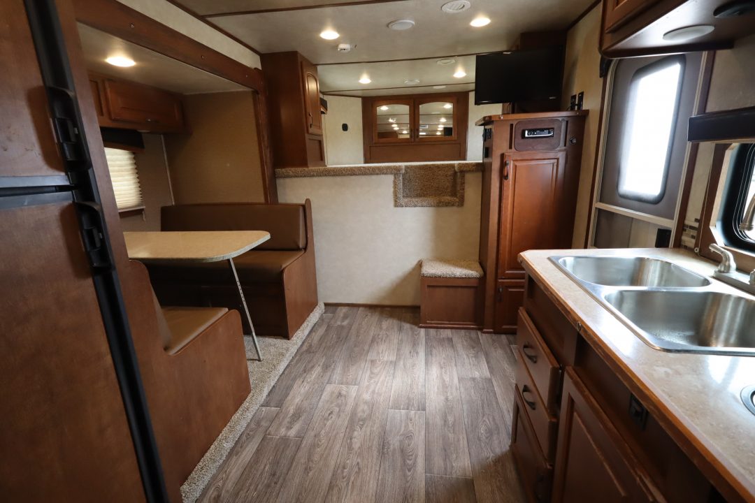 Used 2015 Bison Trailers 3 Horse LQ Slide-out Trailer