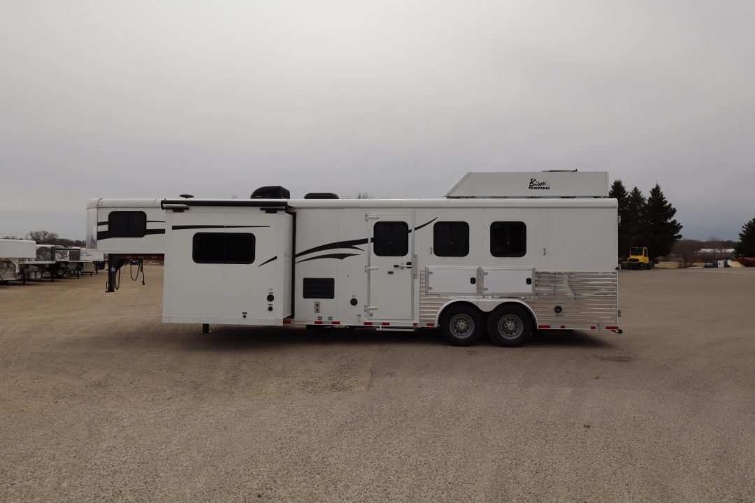 Used 2015 Bison Trailers 3 Horse LQ Slide-out Trailer