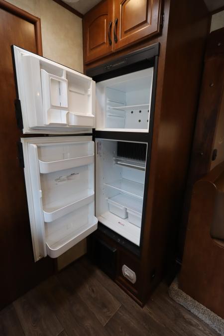 Used 2015 Bison Trailers 3 Horse LQ Slide-out Trailer