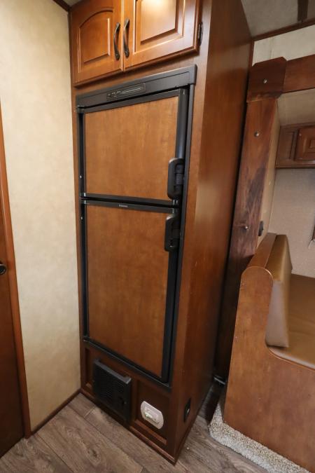 Used 2015 Bison Trailers 3 Horse LQ Slide-out Trailer