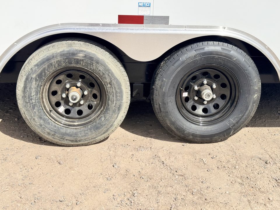 New 2026 Royal Cargo Trailers 8-20 Enclosed Car Hauler(WEIGHT)