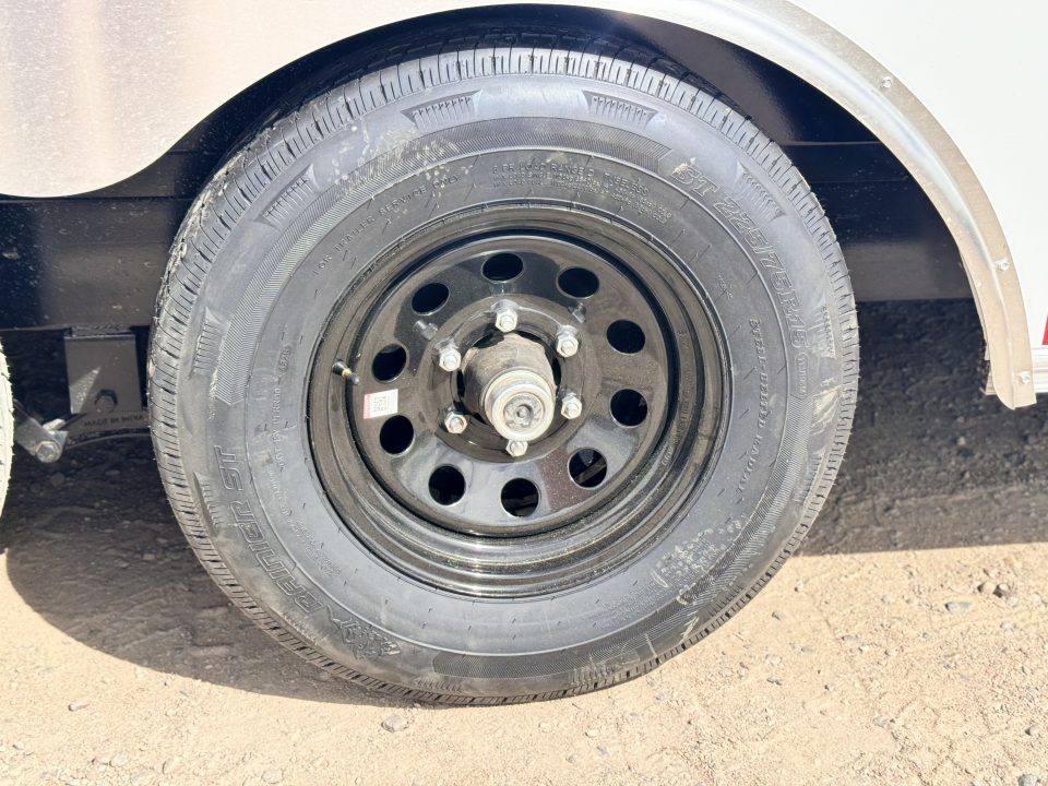 New 2026 Royal Cargo Trailers 8-20 Enclosed Car Hauler(WEIGHT)