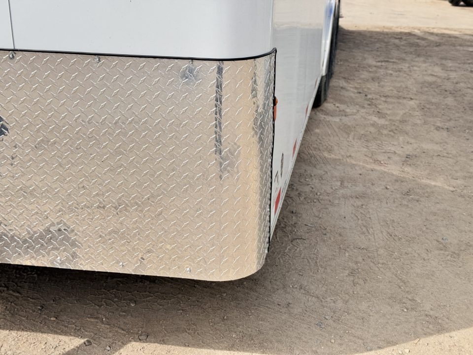 New 2026 Royal Cargo Trailers 8-20 Enclosed Car Hauler(WEIGHT)