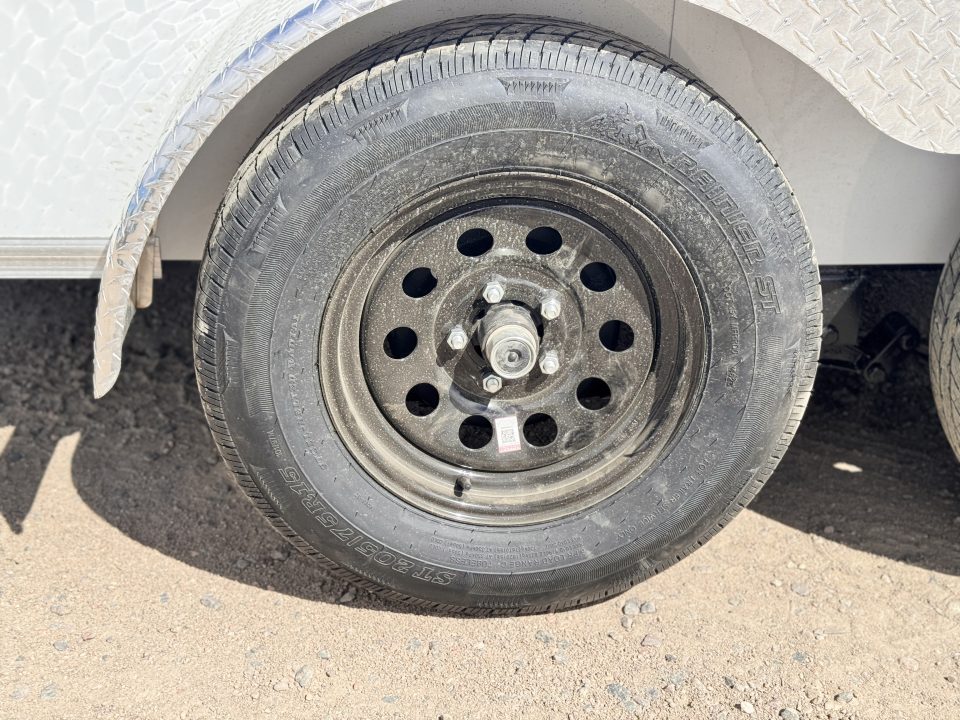 New 2026 Royal Cargo Trailers 6-12-1.5V Enclosed 7K GVWR(UI)