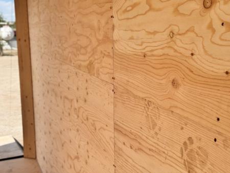 New 2026 Royal Cargo Trailers 6-12-1.5V Enclosed 7K GVWR(UI)