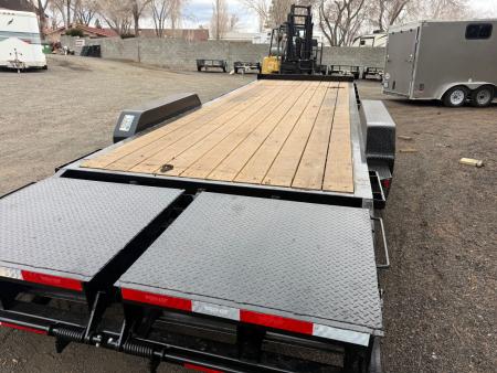 New 2026 Top Hat Trailers 83X20 Equipment Hauler With Jumbo Equipment Trailer