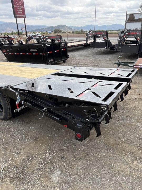 New 2026 Iron Bull FXG Flatbed Trailer