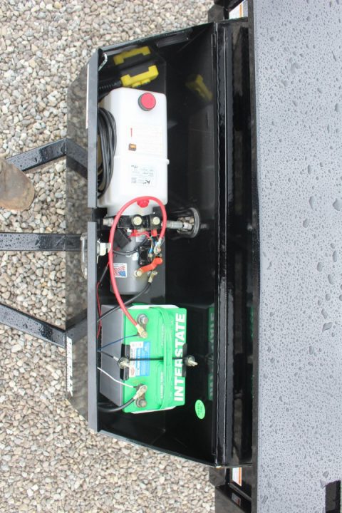 New 2026 Sure-Trac 5' x 8' Low Profile Homeowner Dump Trailer 5K - Single Ram (NO RAMPS) - BARN DOORS