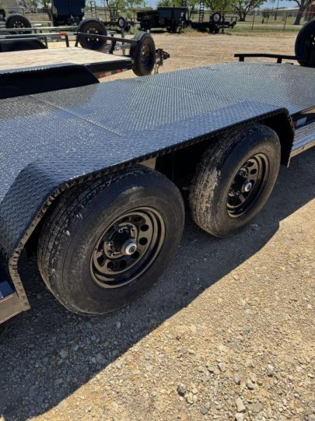 New 2026 Lion Trailers 20SFCH-1253 Car Hauler