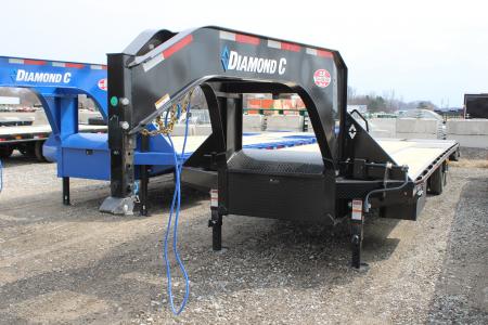 New 2026 Diamond C Trailers 32' MR 25.9K GVWR DO STOCK ID 52781 Deckover Trailer