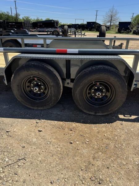 New 2026 Lion Trailers 22LBGNPT-1255 Flatbed Trailer