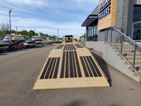 New 2026 Diamond C Trailers FMAX210HDT Flatbed Trailer