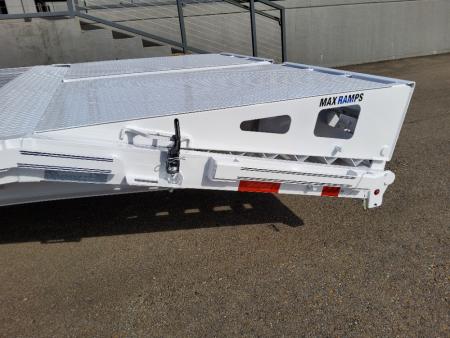 New 2026 Diamond C Trailers FMAX207MR/XDR Flatbed Trailer