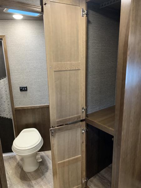 New 2026 SMC 8414SSRHT Horse Trailer