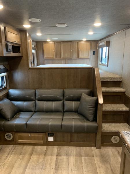 New 2026 SMC 8414SSRHT Horse Trailer
