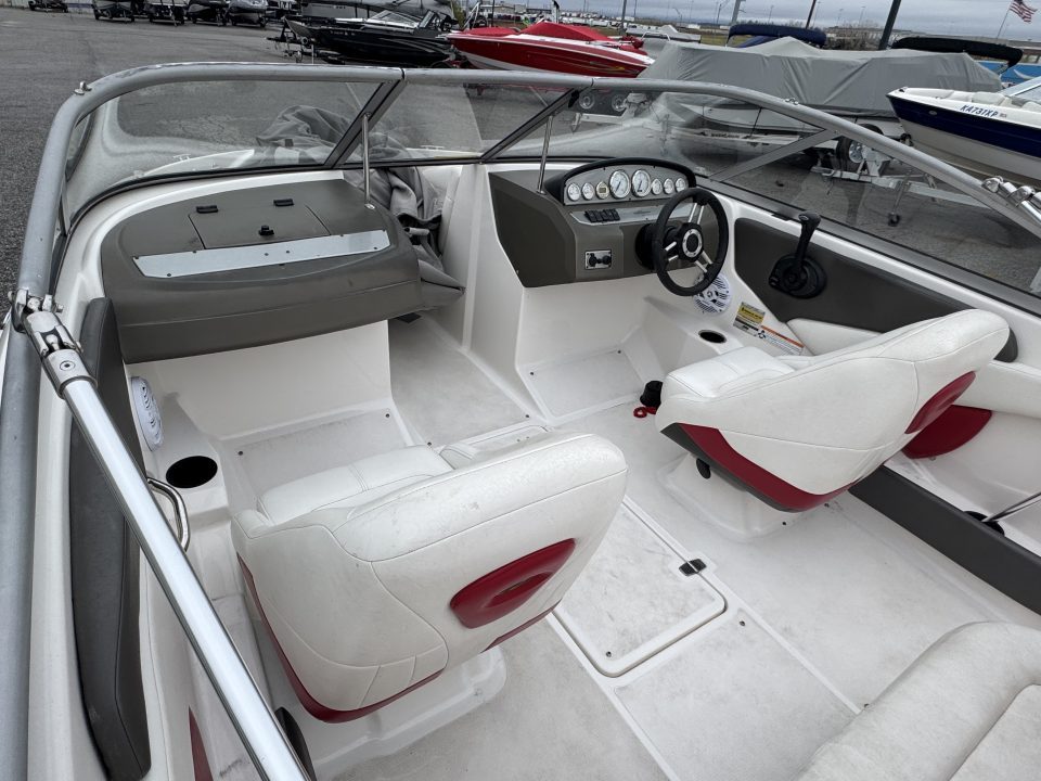 Used 2007 Regal Boats 1900 Bowrider