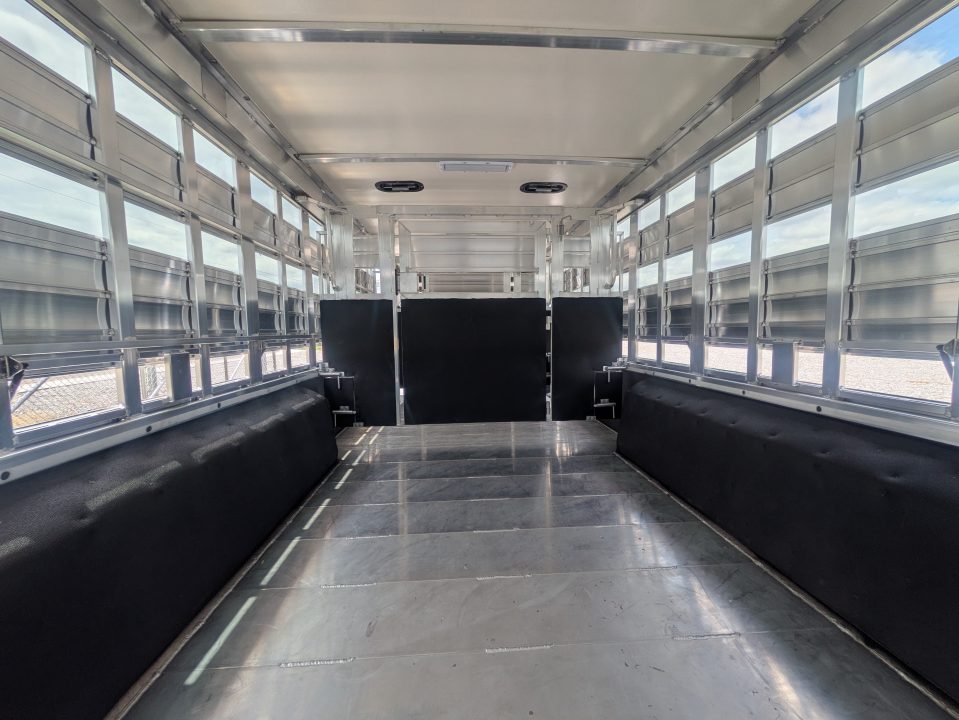 New 24' LoProXpo Club Calf Livestock Trailer