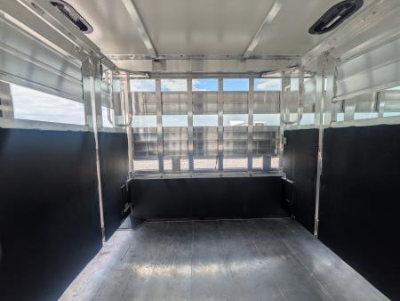 New 24' LoProXpo Club Calf Livestock Trailer