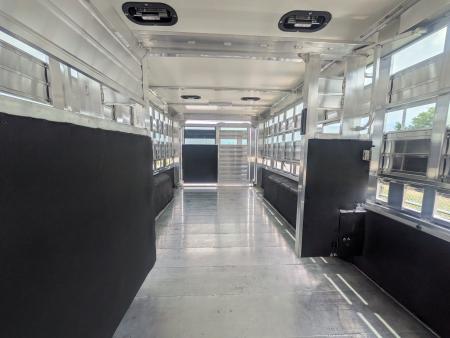 New 24' LoProXpo Club Calf Livestock Trailer