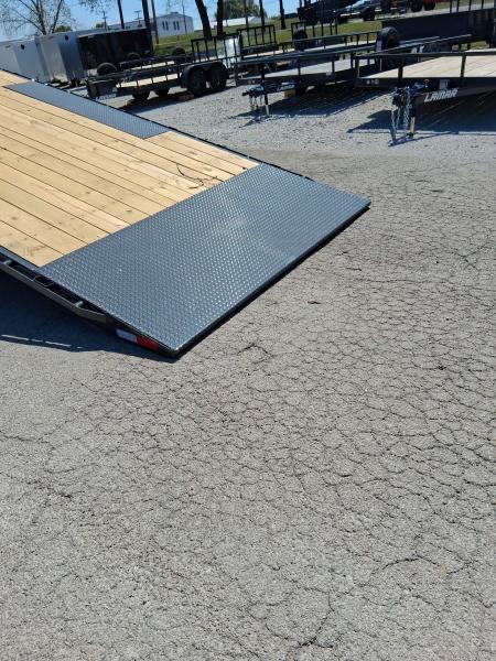 New 2026 Lamar Trailers FA 102x26 16K Flatbed Trailer