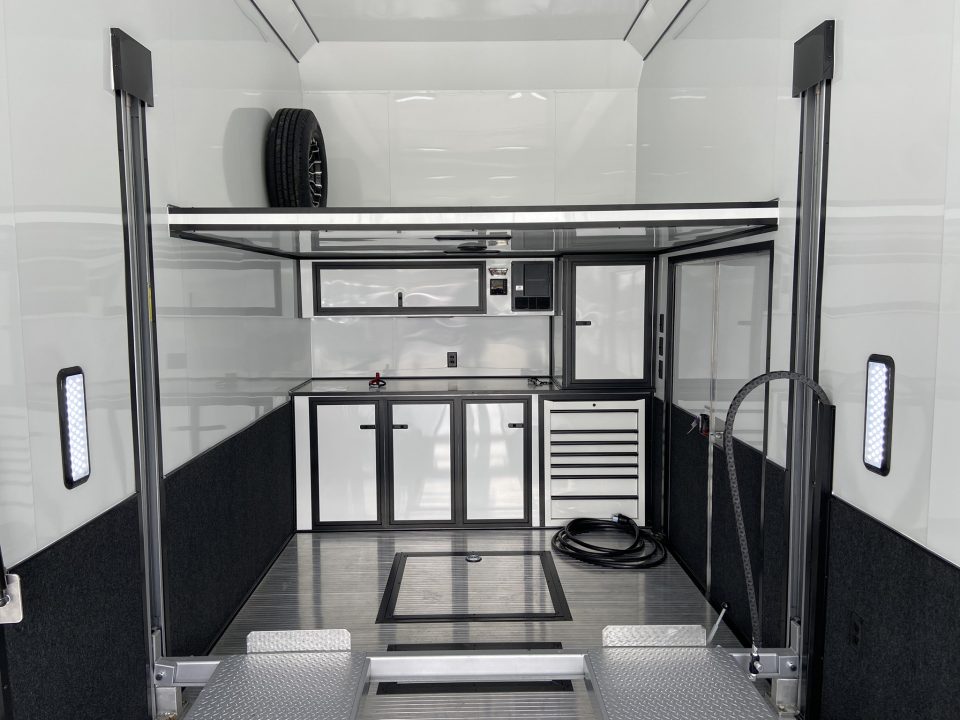 New United UAT 8.5X30Stacker