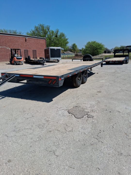 New 2025 Lamar Trailers