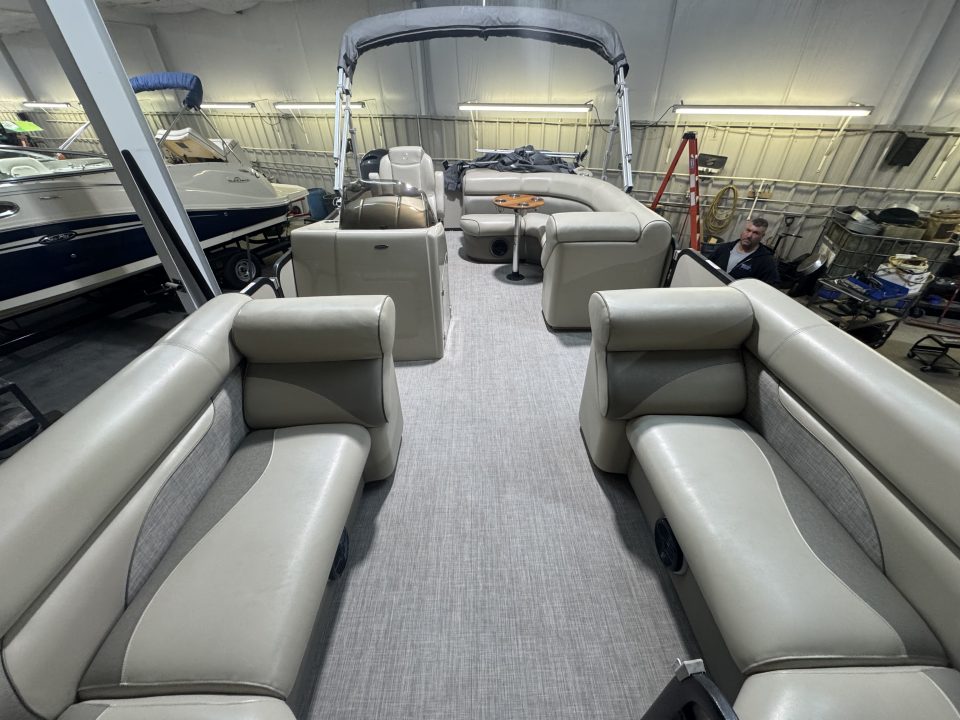 Used 2017 Premier Marine 220 Sunsation Pontoon Boat