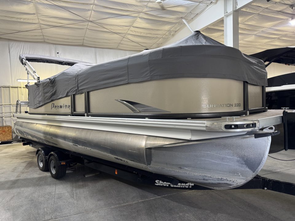 Used 2017 Premier Marine 220 Sunsation Pontoon Boat