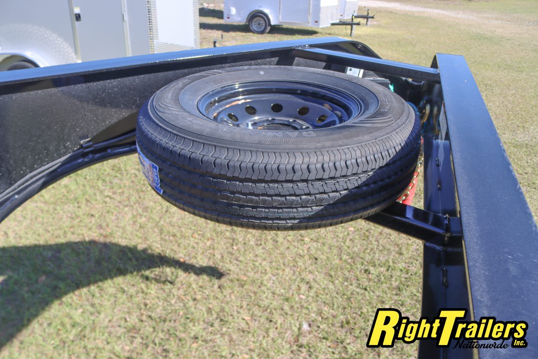 New 2026 8.5X25 PJ GOOGSENECK EQUIPMENT TRAILER