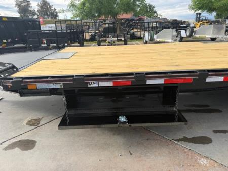 New 2026 Diamond C Trailers DEC208L22X102 8.5FT X 22FT 18K GVW Equipment Trailer