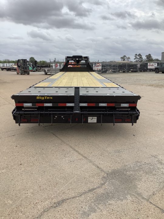 New 2026 Big Tex Trailers 16GN 30+5 (17.5K) Gooseneck Equipment Flatbed Trailer
