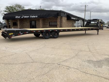 New 2026 Big Tex Trailers 16GN 30+5 (17.5K) Gooseneck Equipment Flatbed Trailer