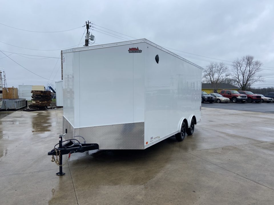 New United UJ-8.5X18 Enclosed Trailer